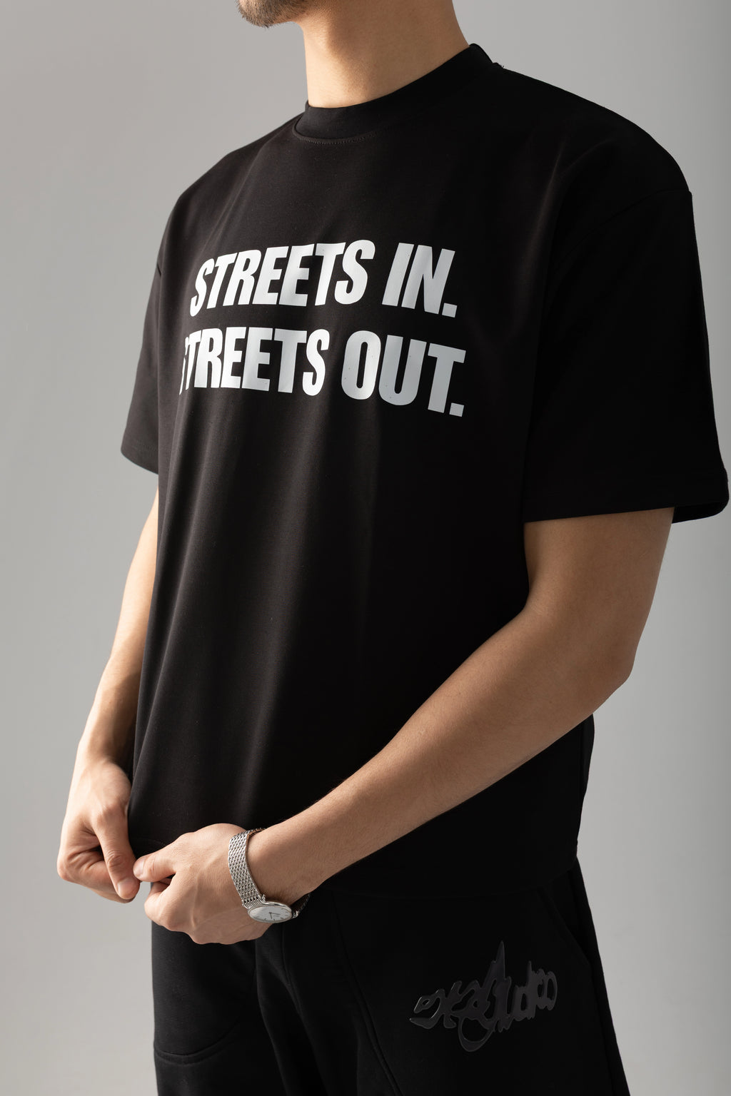 FLECKED Black Boxy fit Tee
