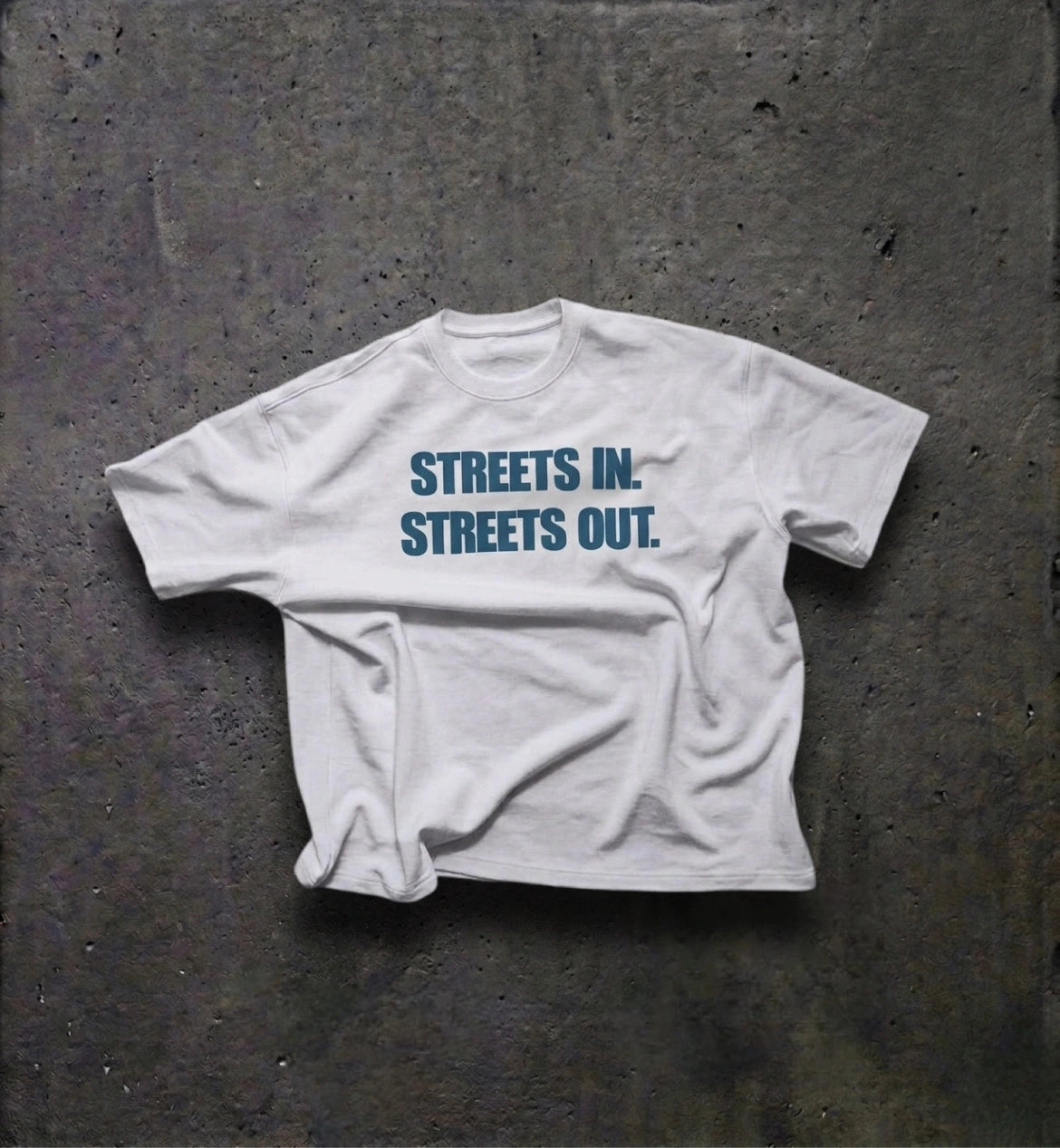 FLECKED white Boxyfit Tee